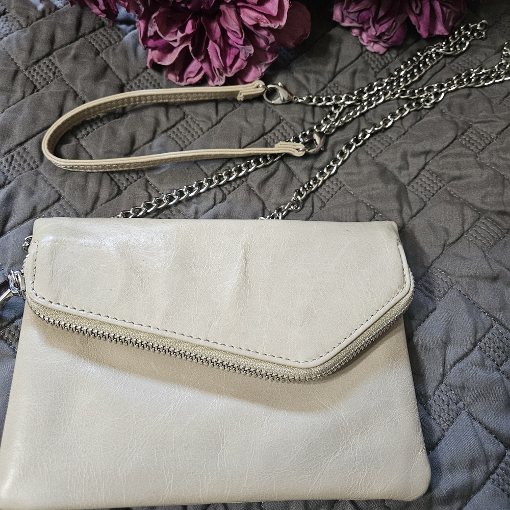 HOBO Cream Leather Wristlet with Chain Strap